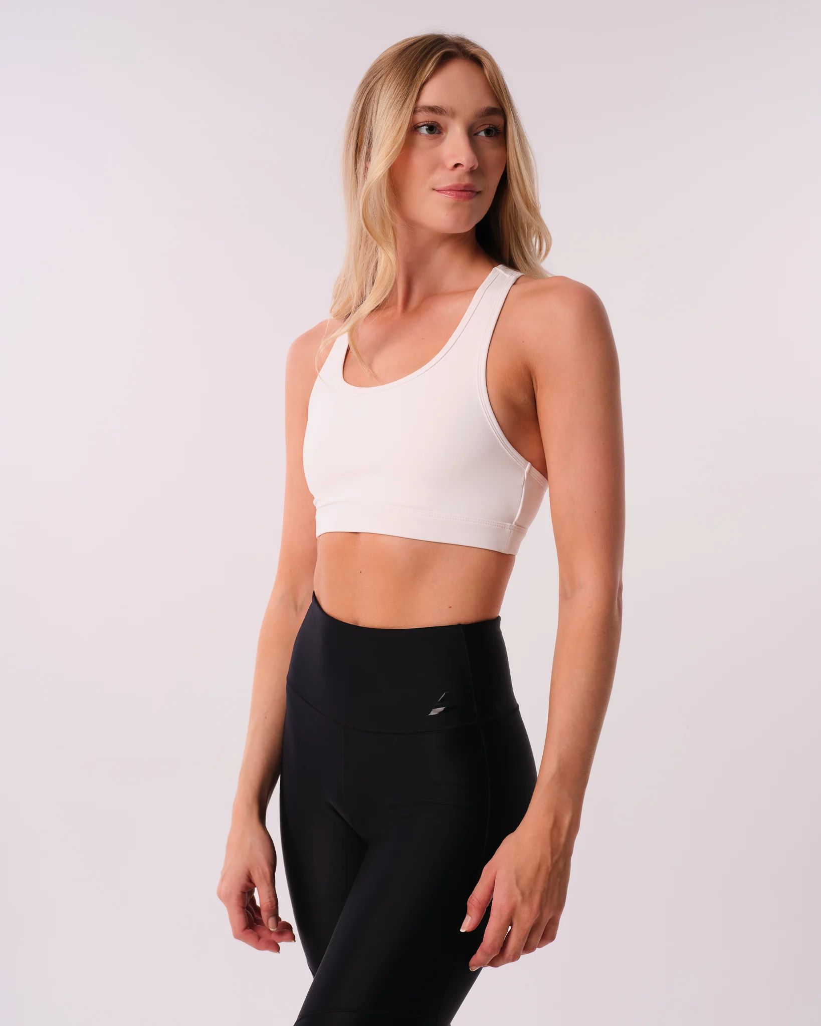 LEVITY Essential Medium Support Bra White