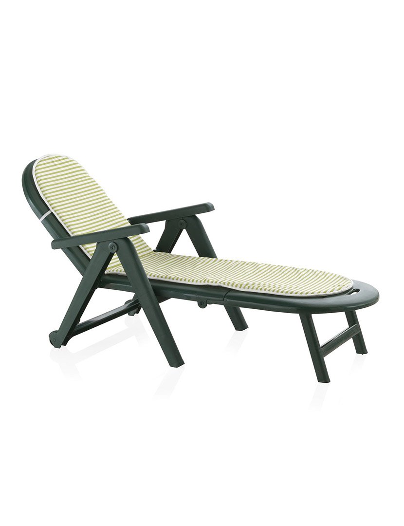 Caiman Deck Chair w/ Green Cushion