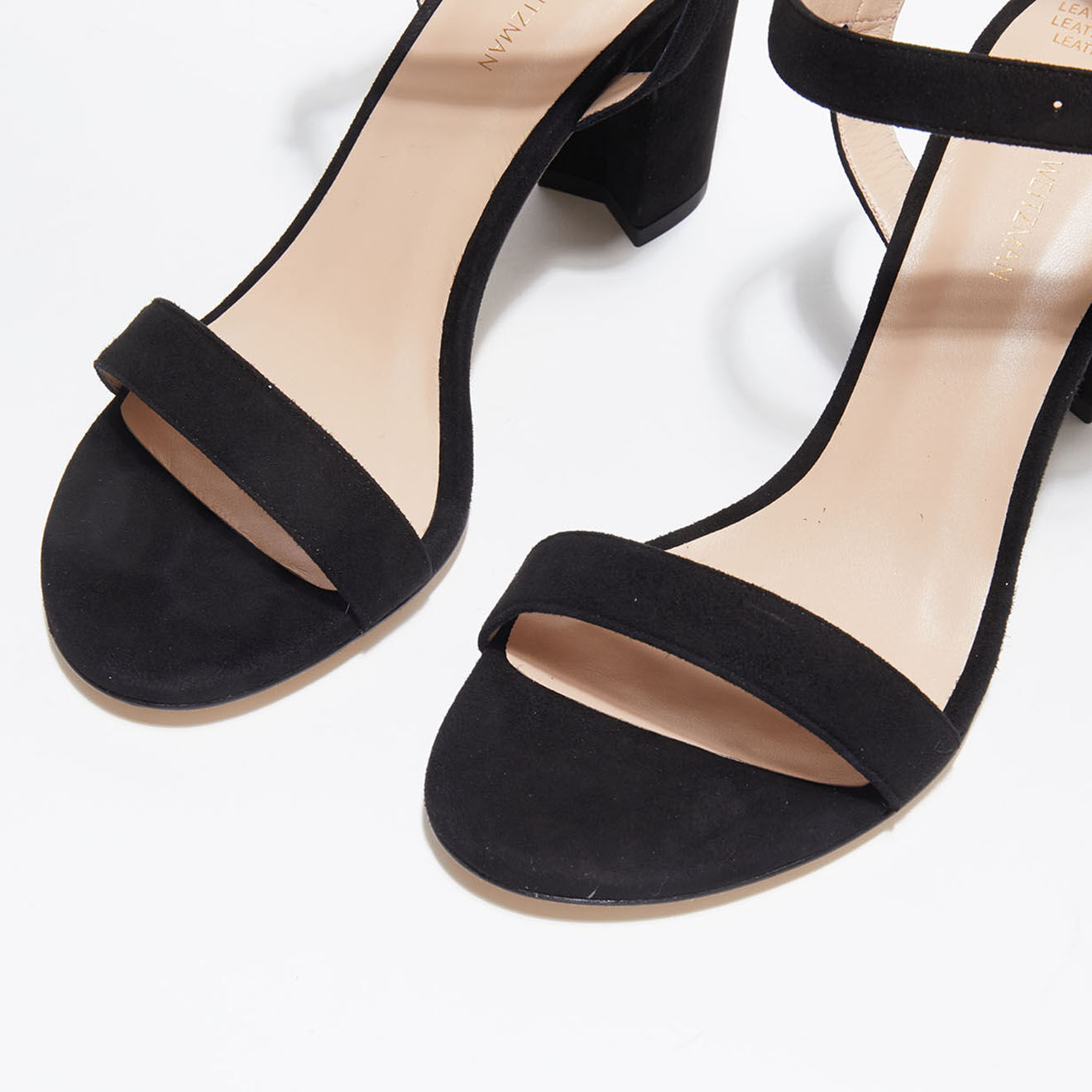 Stuart Weitzman Sandales en Velours de Cuir Taliana noires - Talon 8 cm