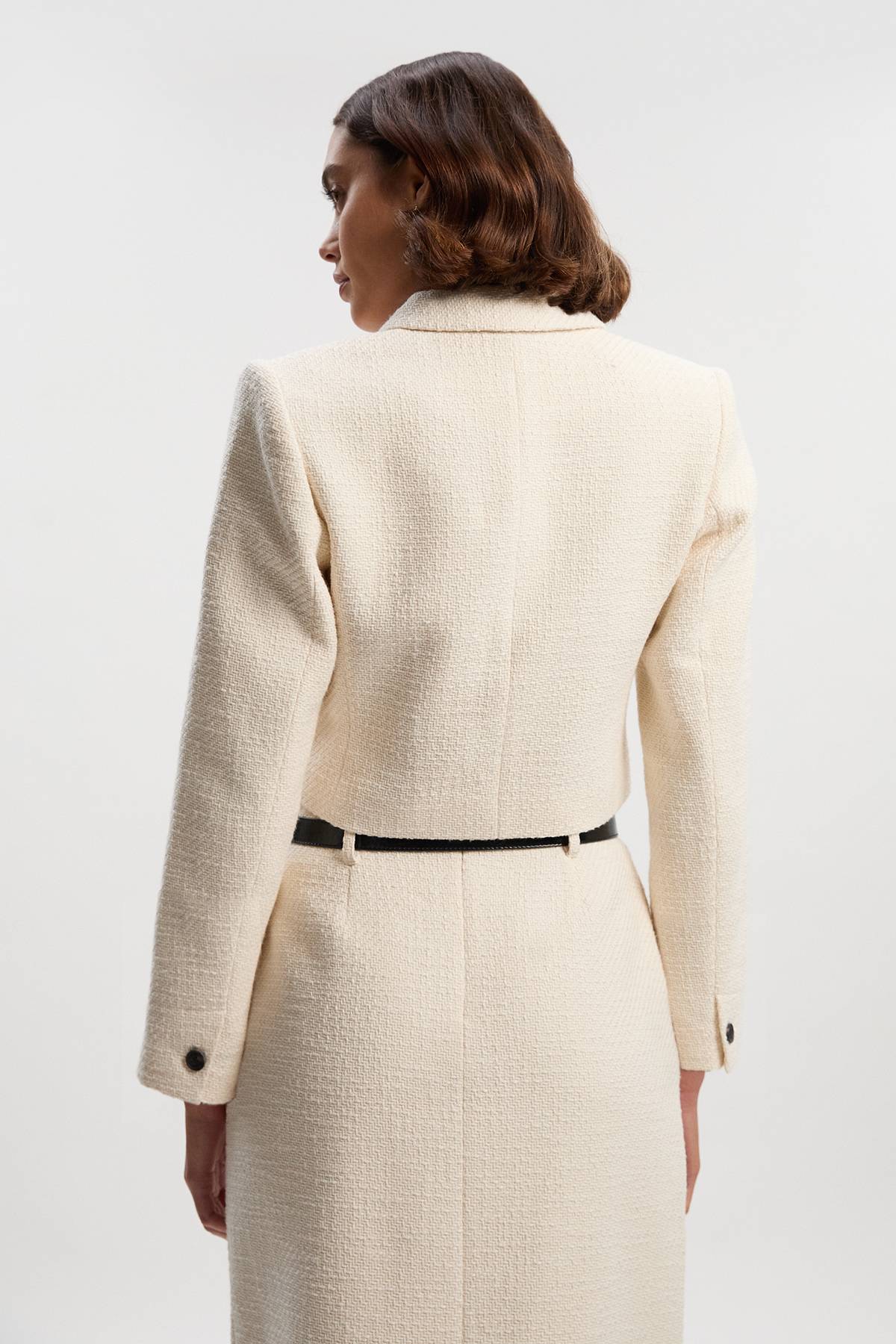 KarenMillen Veste Courte Ajustée Grande Taille avec Poches Avant