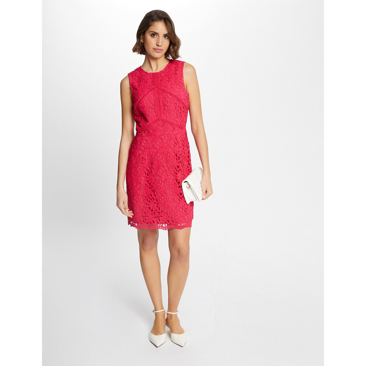 MORGAN<br>Vestido curto e reto de renda