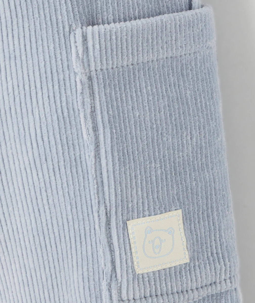 PANTALON DROIT BÉBÉ GARÇON EN VELOURS CÔTELÉ BLEU AVEC POCHES ET PATCH