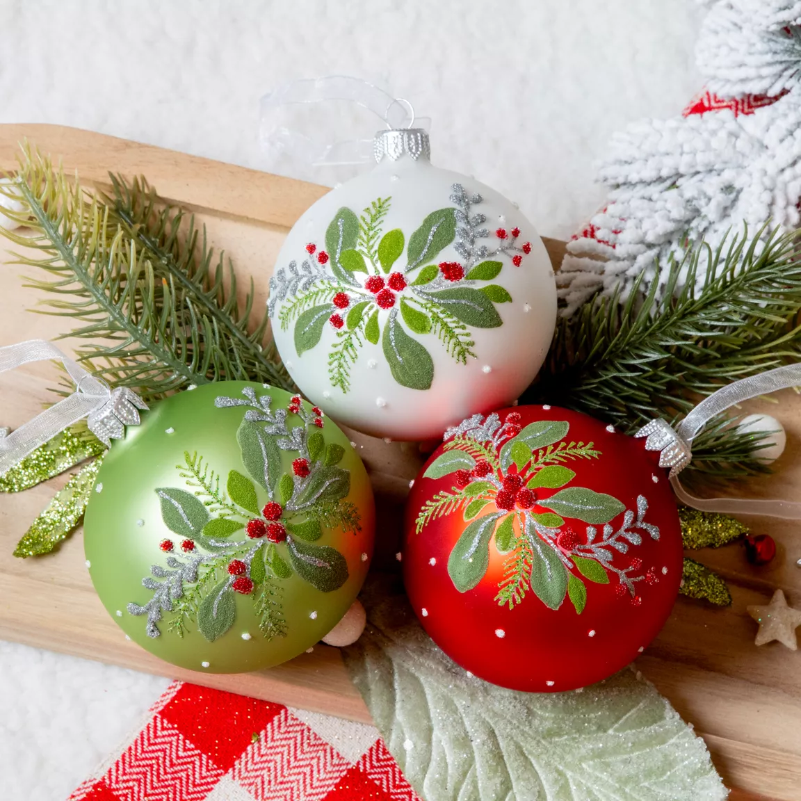 Lot de 6 boules de Noël en verre (D80 mm) Feuilles de Houx Multicolore