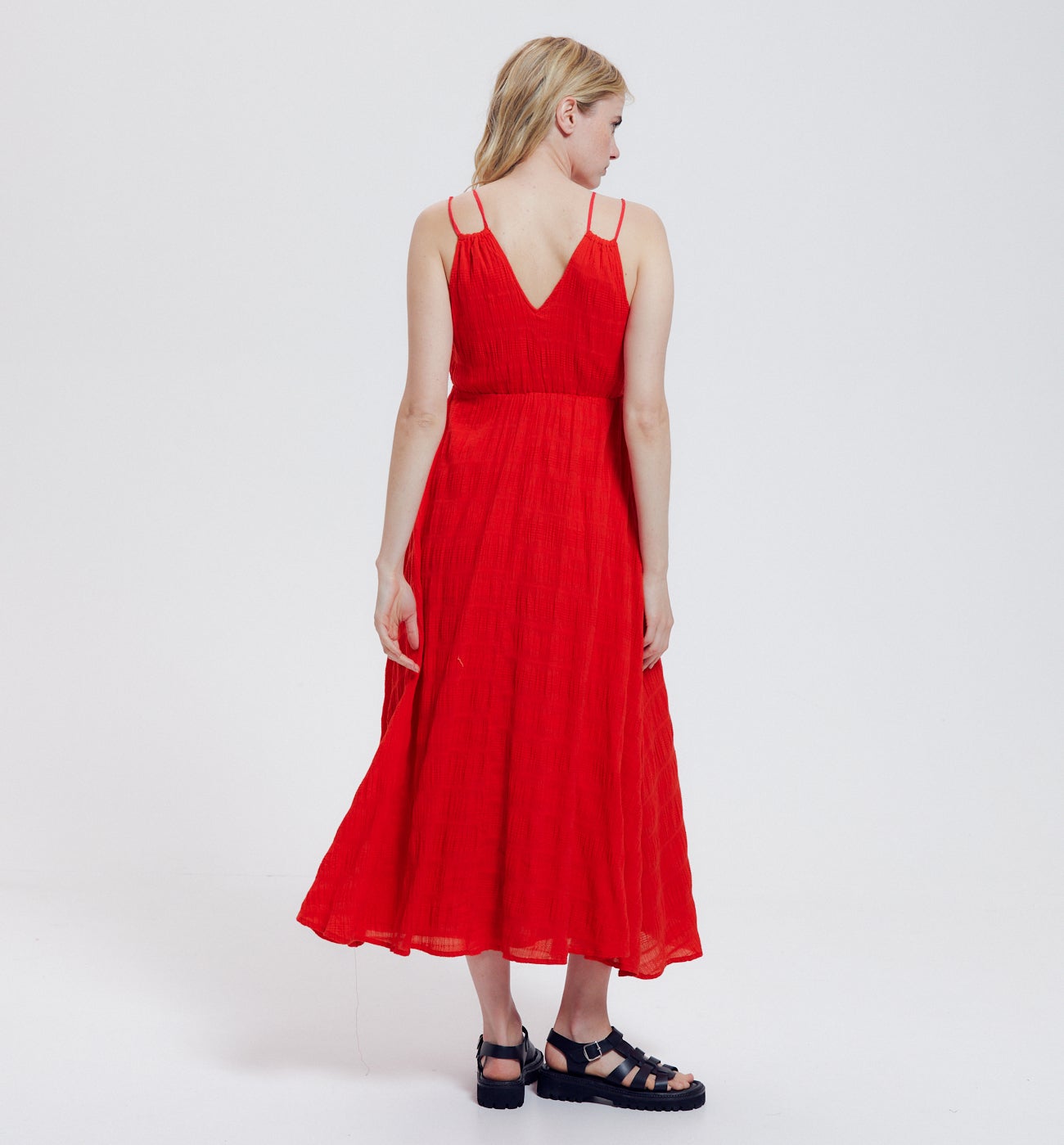 Robe mi-longue à bretelles - Rouge