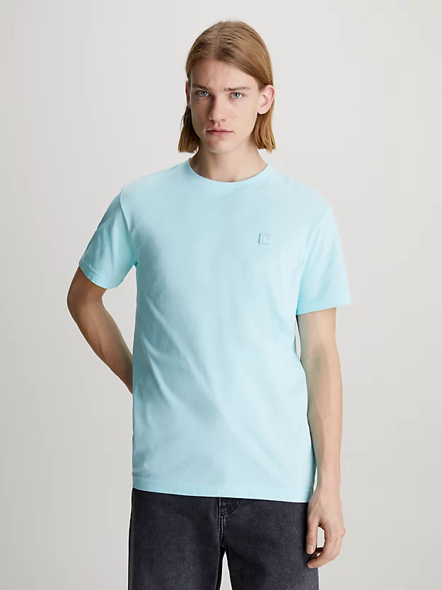 Camiseta com monograma
