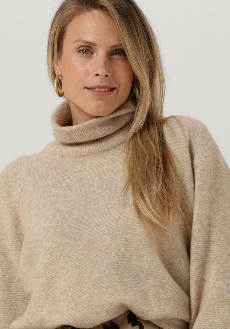 MODSTR\u00D6M zand modstr&ouml;m coltrui adrian t-neck
