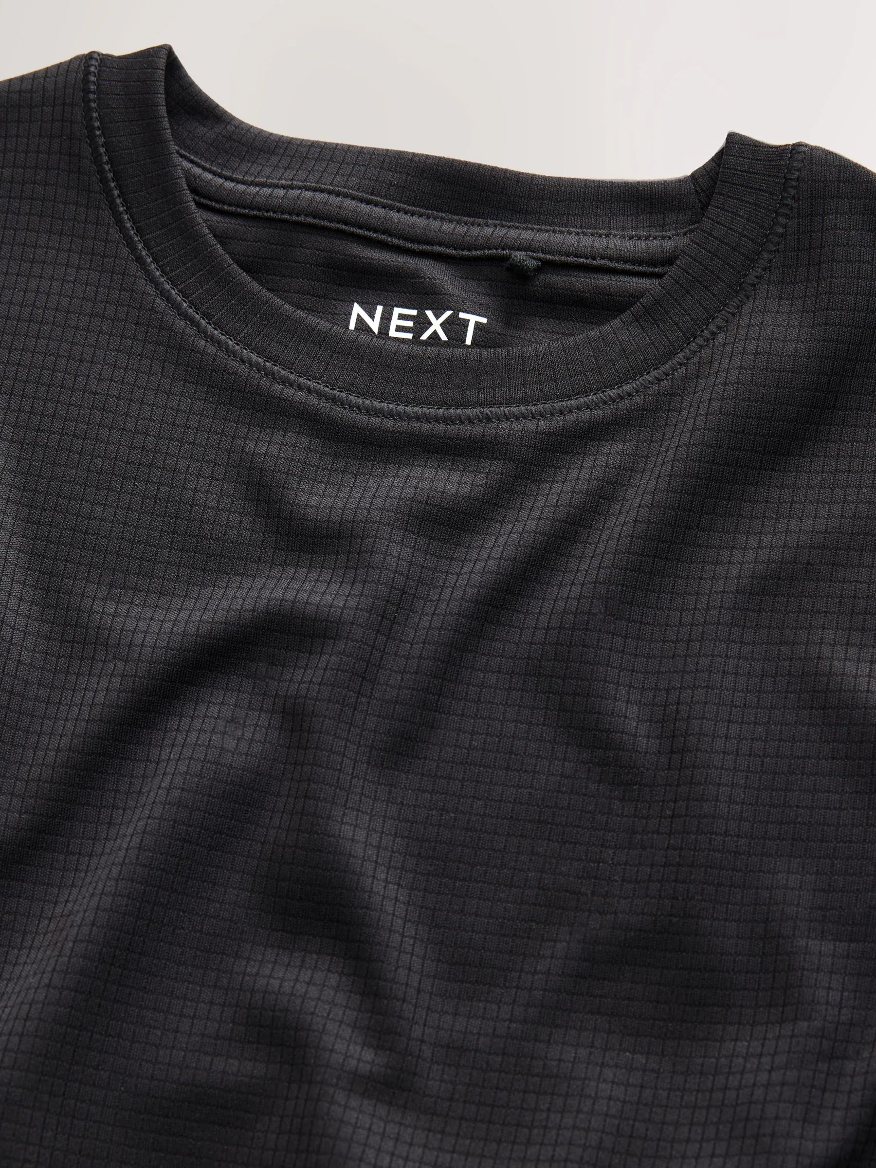 Zwart - Sportset van T-shirt en short (3-16 jr)