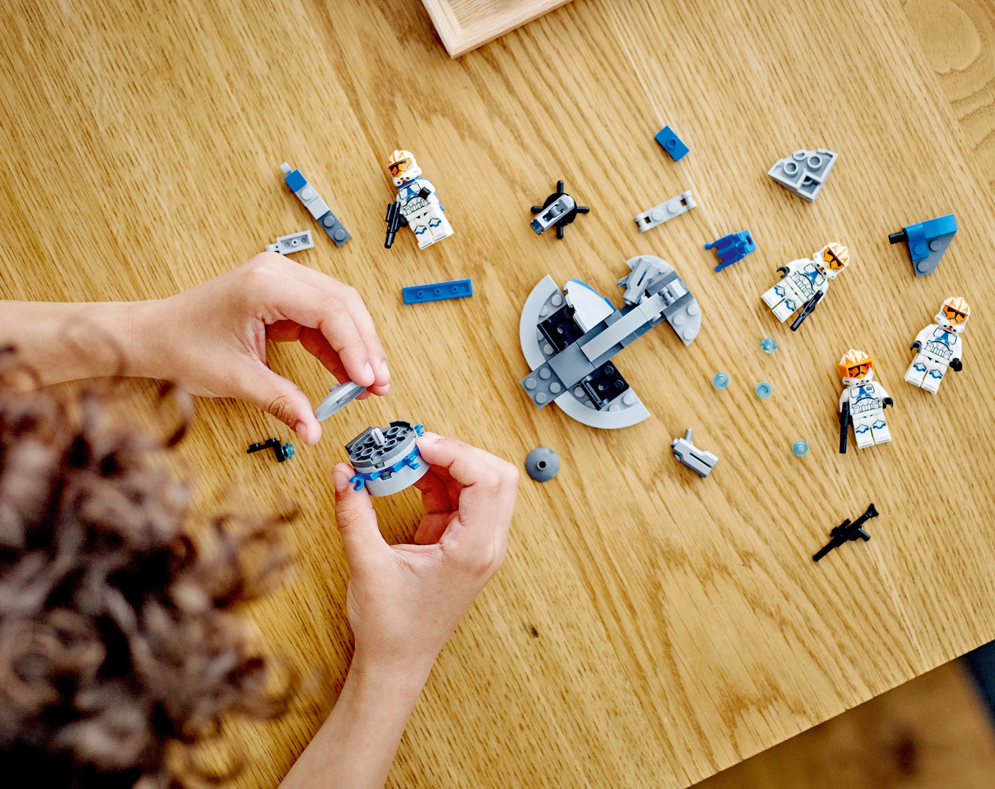 LEGO® Star Wars™ 75359 Ahsokas Clone Trooper™ der 332. Kompanie – Battle Pack