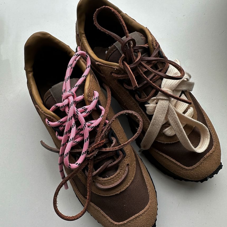 XIXI STUDIO - Sneakerschoenveters