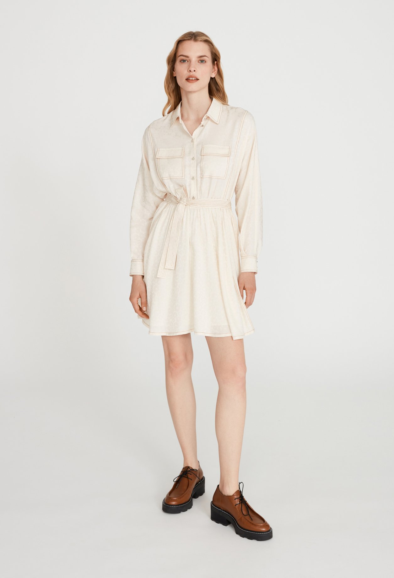 Robe fluide fa&ccedil;on chemise