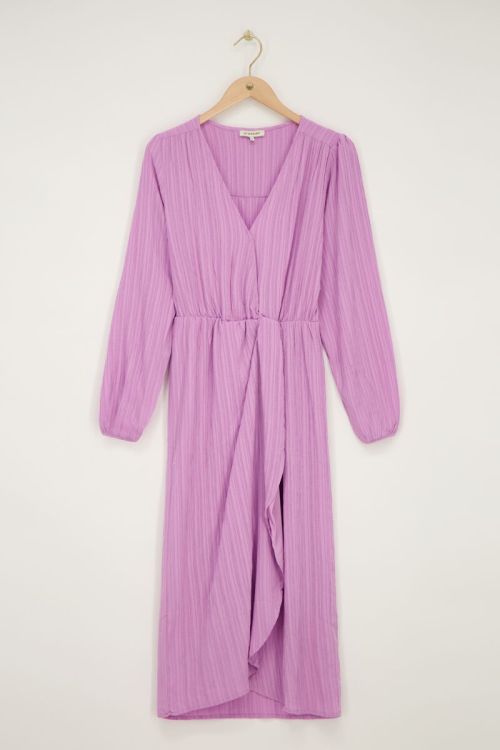 Paarse crinkle midi jurk met overslag