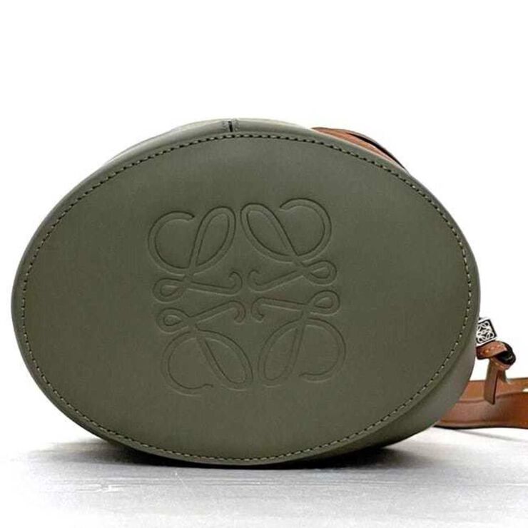 Loewe Vintage Loewe Shoulder Bag Beige