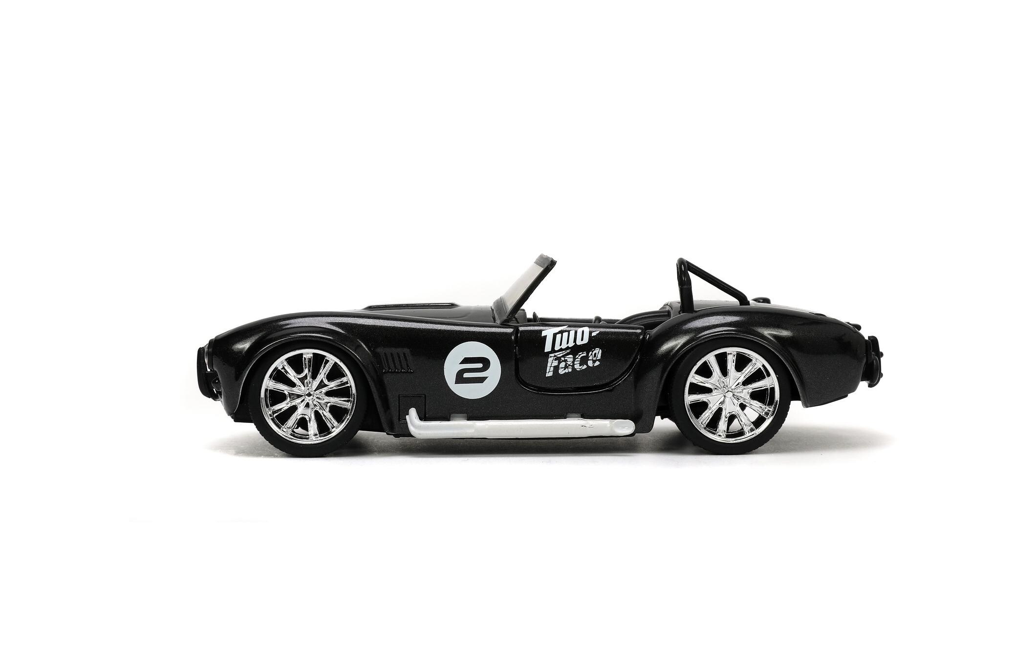 Shelby Cobra 427 «Two Face» 1:321965 Shelby Cobra 427 Modell mit Two Face Figur