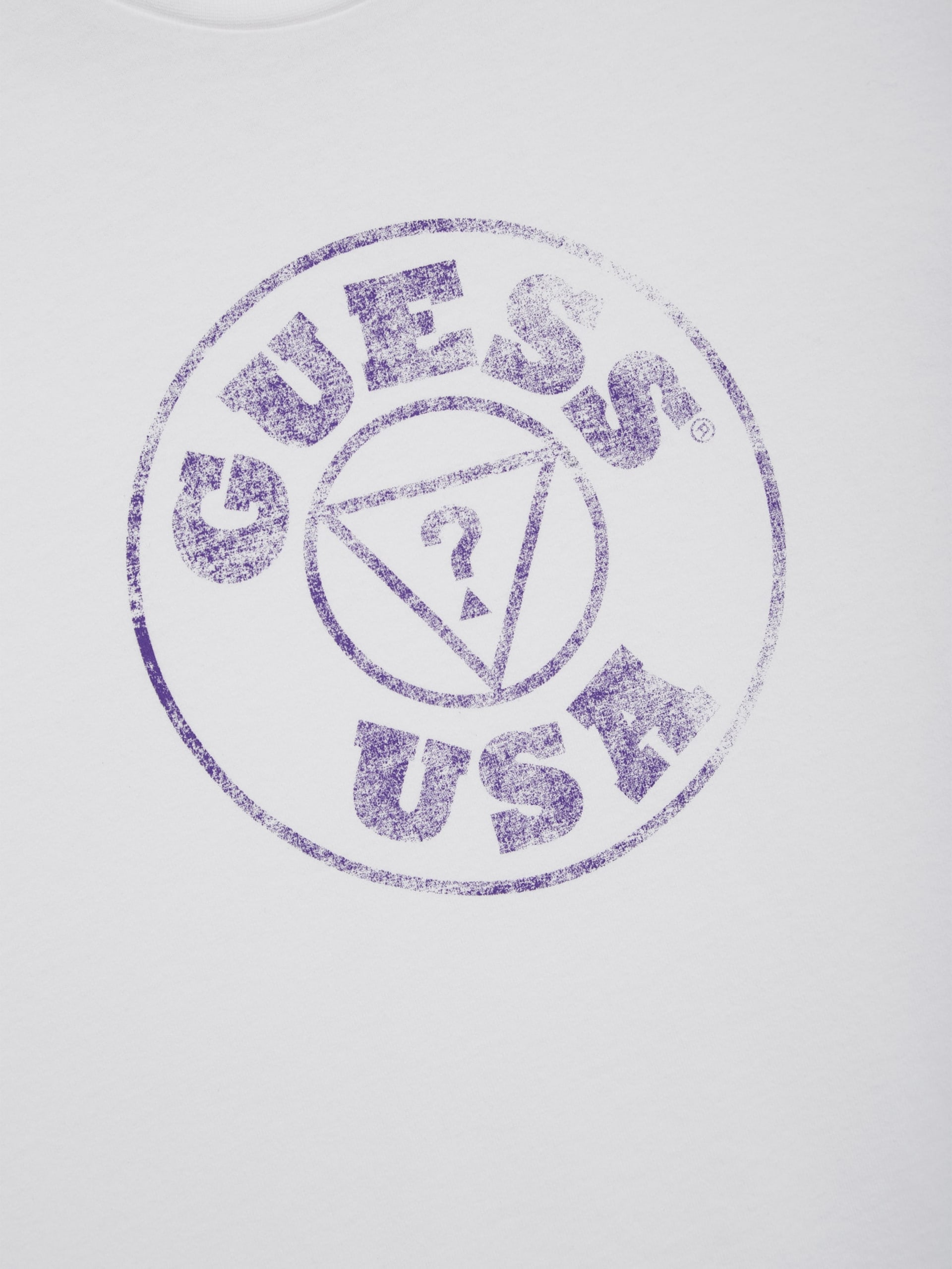 Camiseta com logo