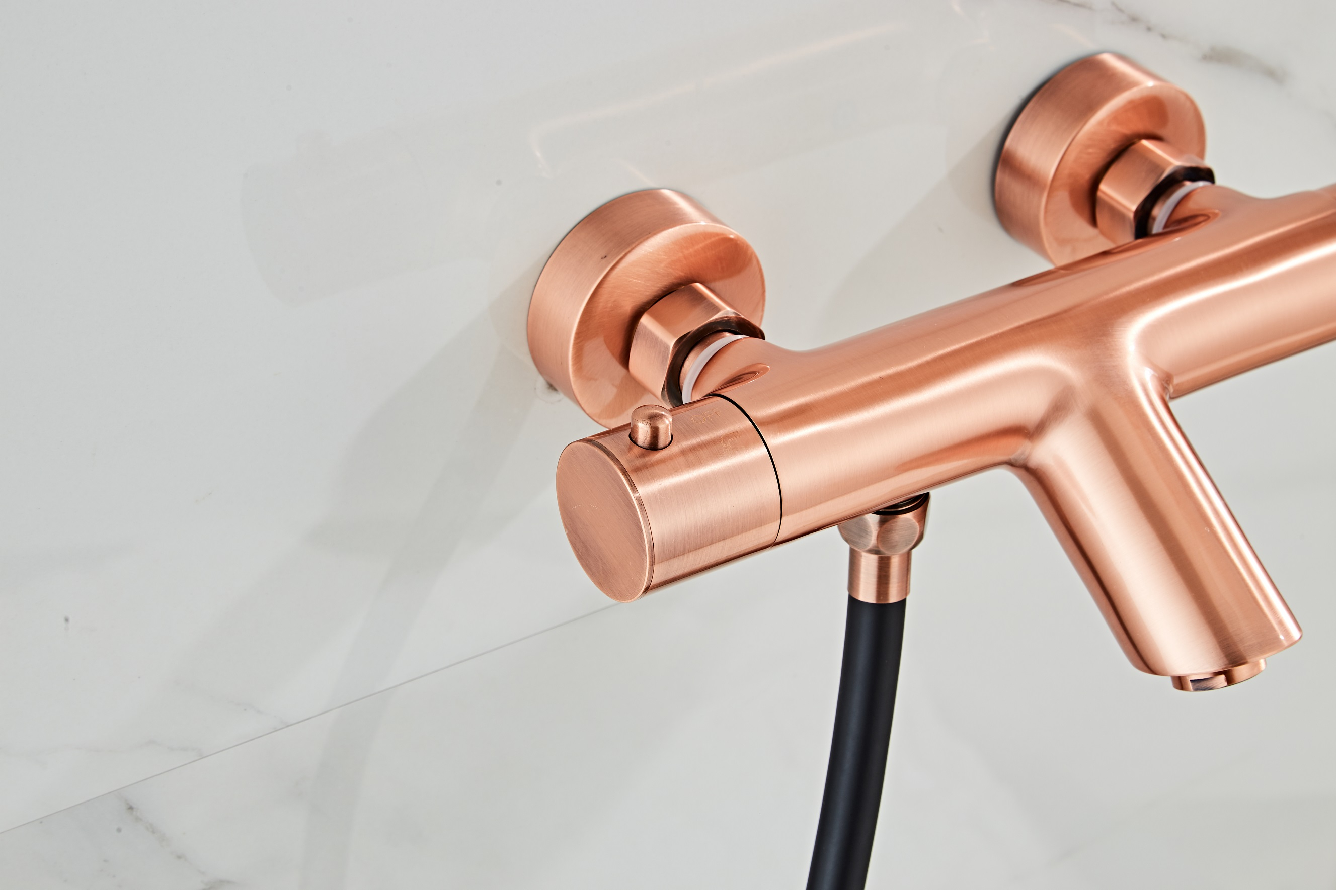 Saniclear Copper Pro thermostatische badkraan met handdouche geborsteld koper