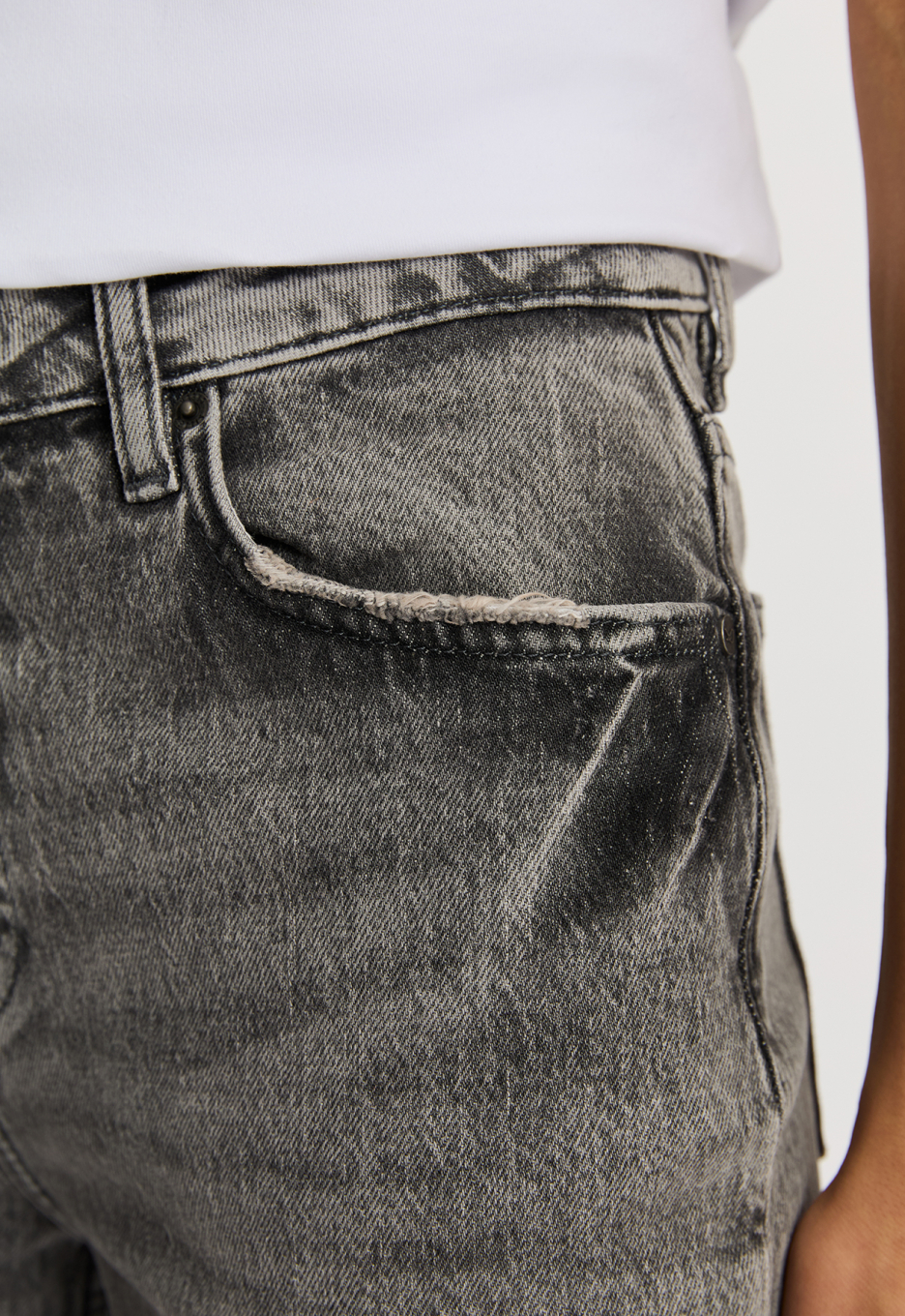 Silvercreek Liv Straight Jeans