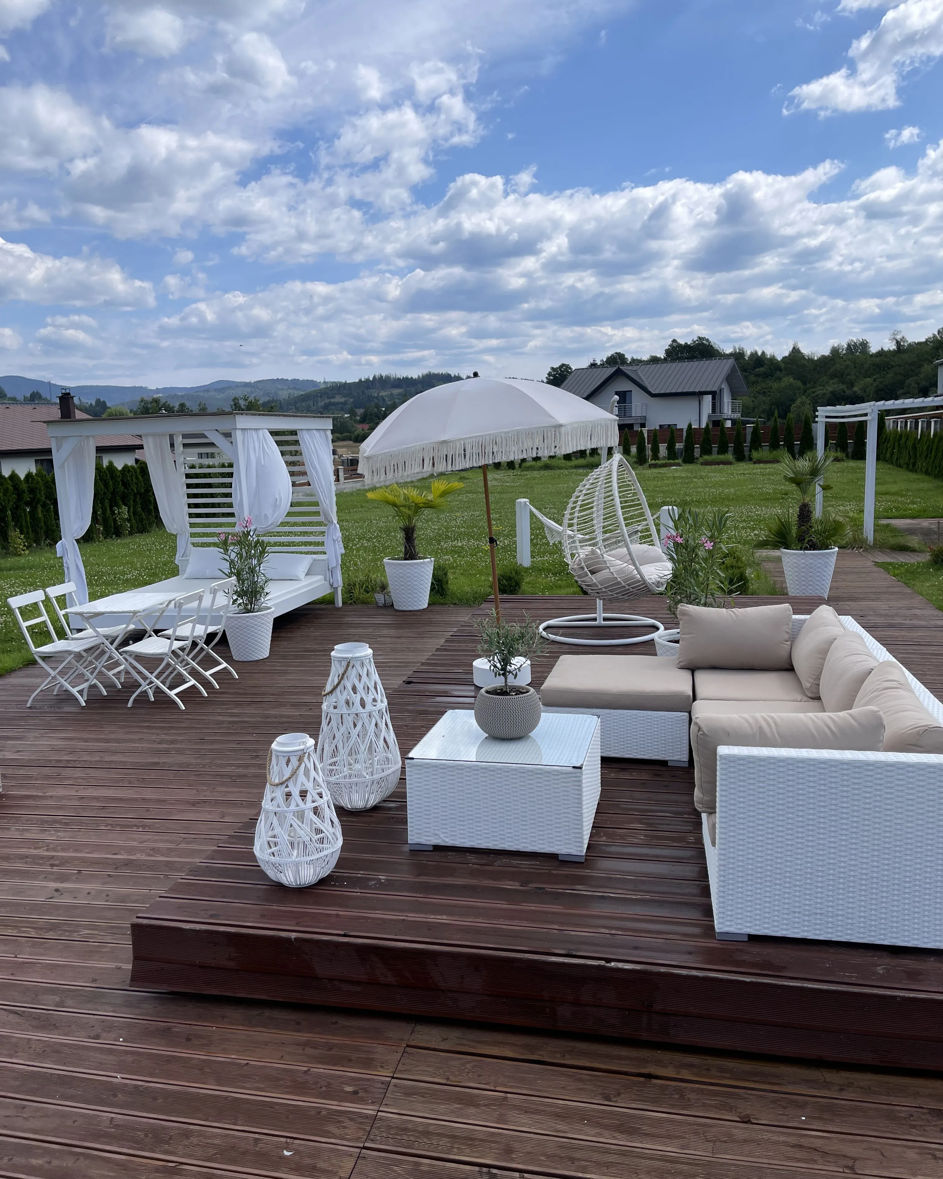Tuin hoekloungeset met tafel 4-zits SANO rechtszijdig modulair PE rotan Wit