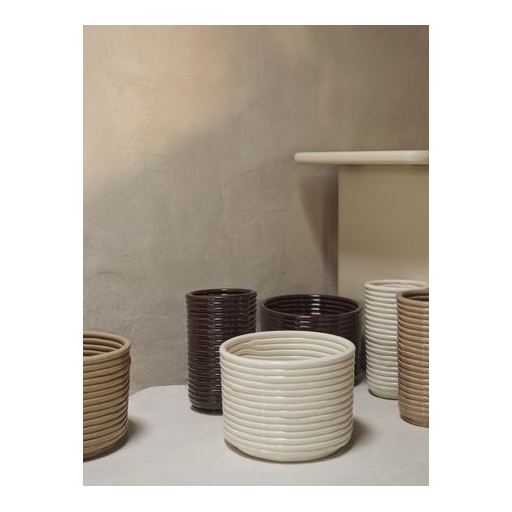 ferm LIVING Corduroy Urtepotteskjuler, Ø20 cm