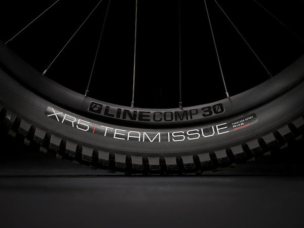 FUEL EX 9.7 GEN 6 MTB Fully  mercury  M