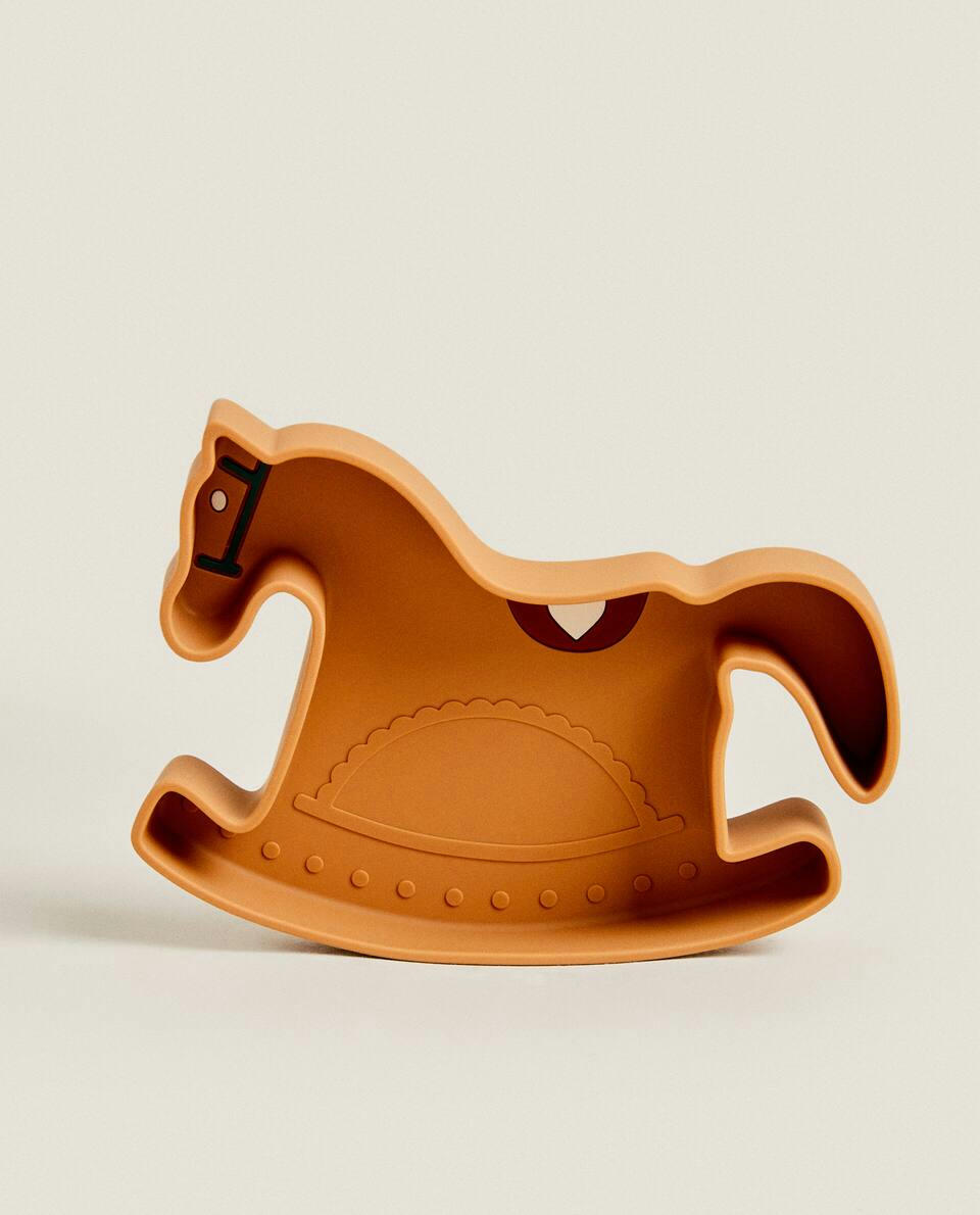 PRATO DE SILICONE EM FORMATO DE CAVALO DE NATAL - GANGORRA