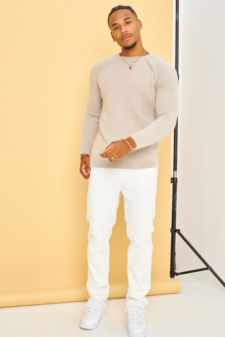 Pull beige en laine à col rond