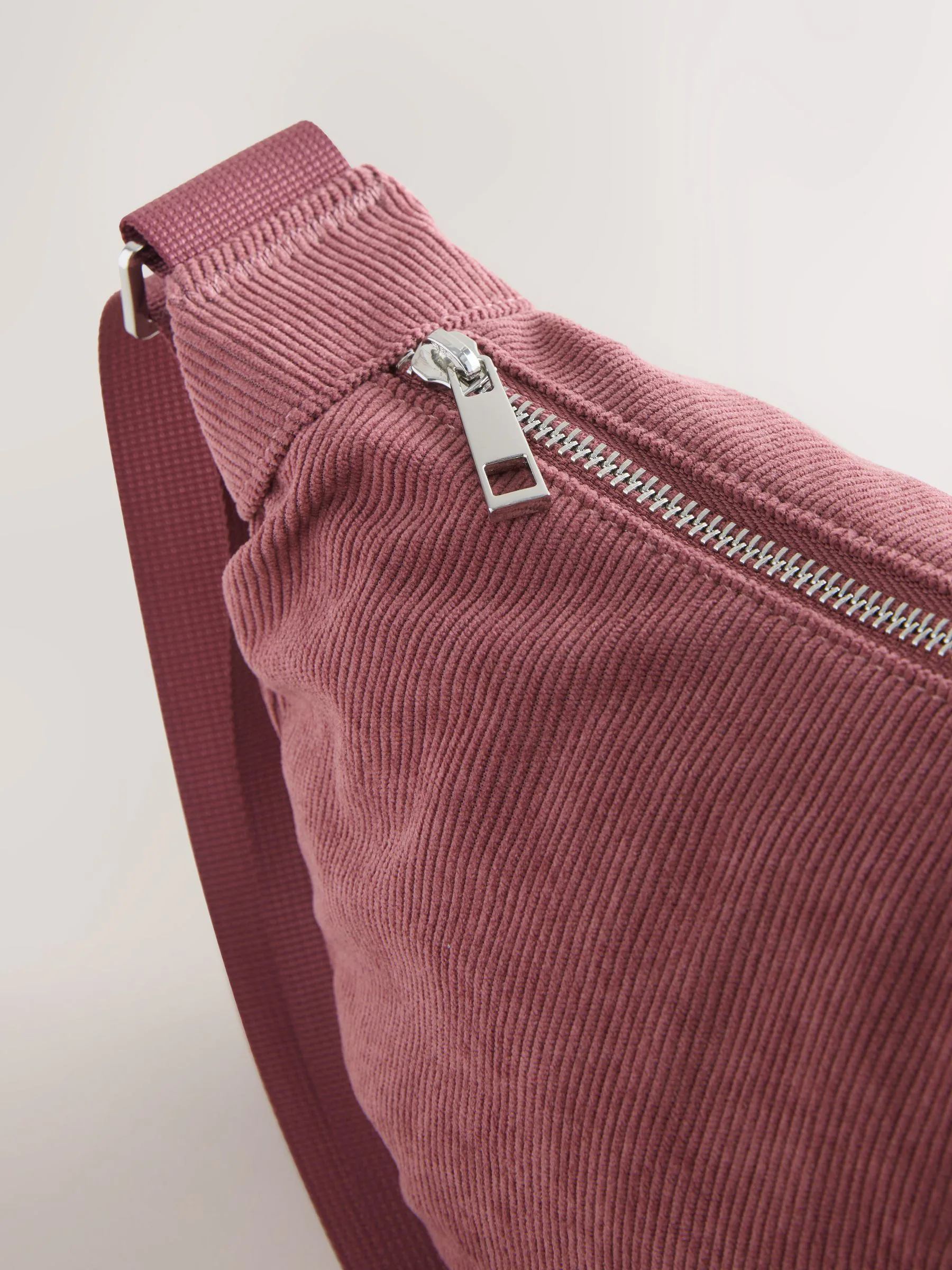Roze - Cord Effect Sling Bag