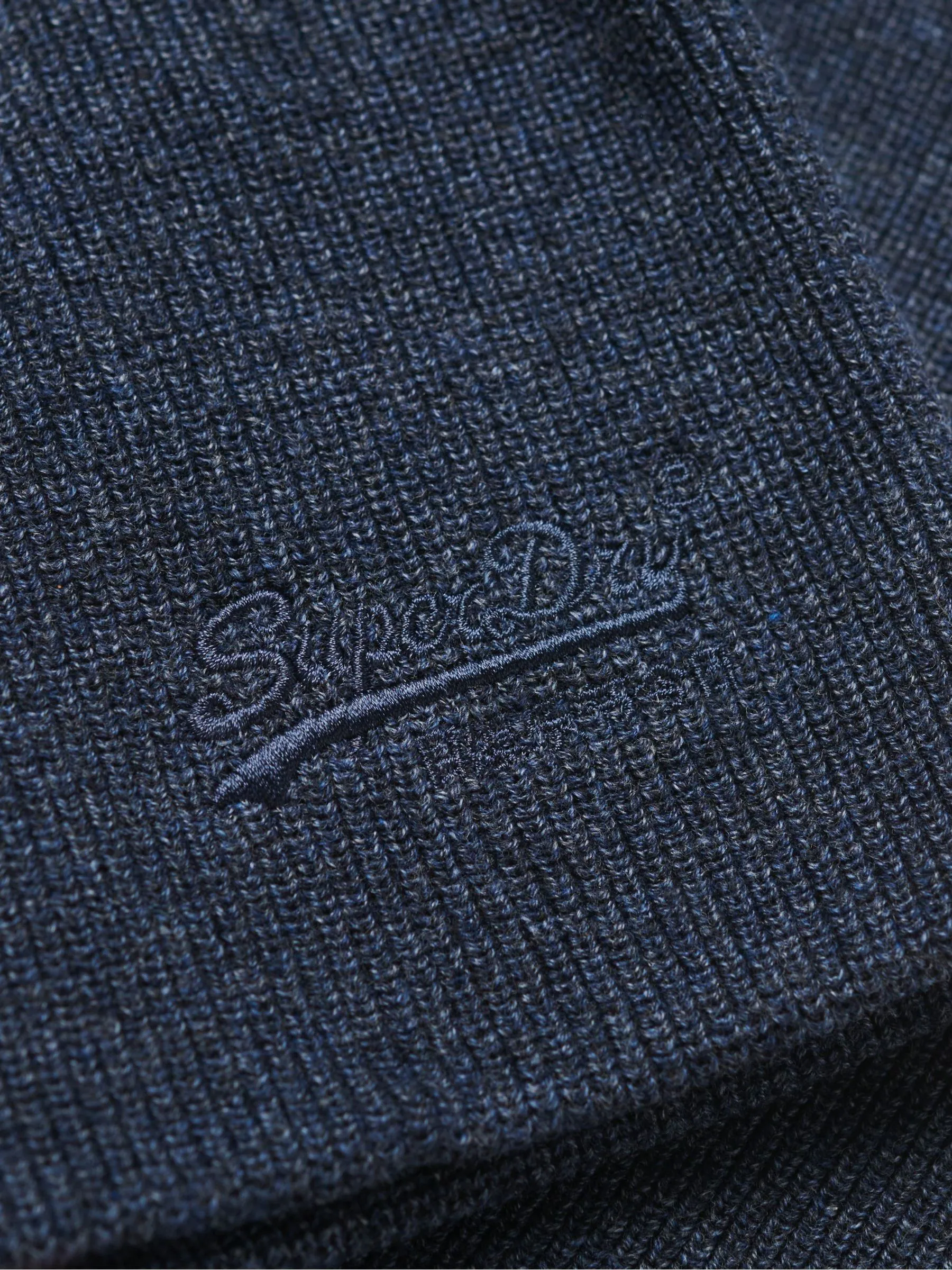 Rijk marineblauwe gemêleerd - Superdry gebreide beanie-muts met Essential-logo