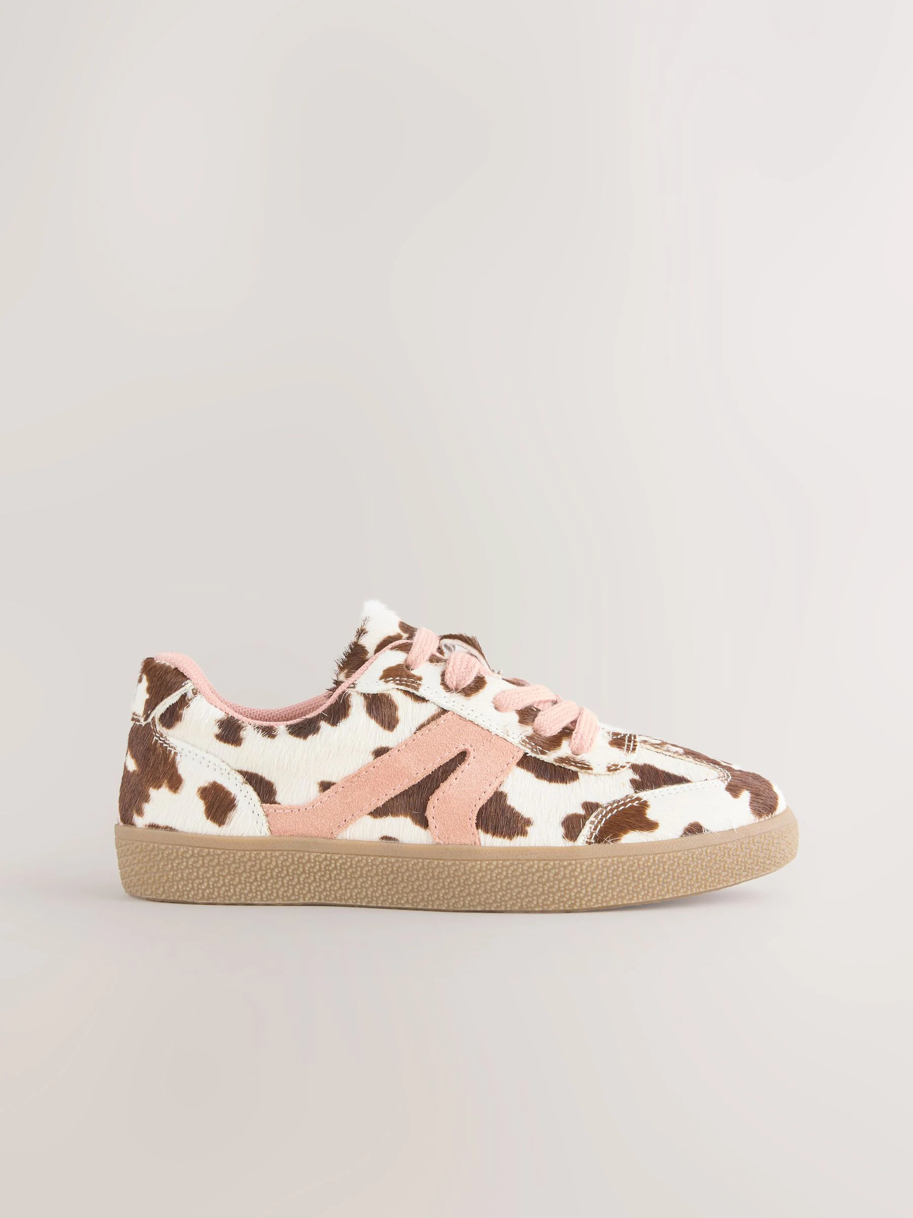 Koeienprint leer - Retrosneaker