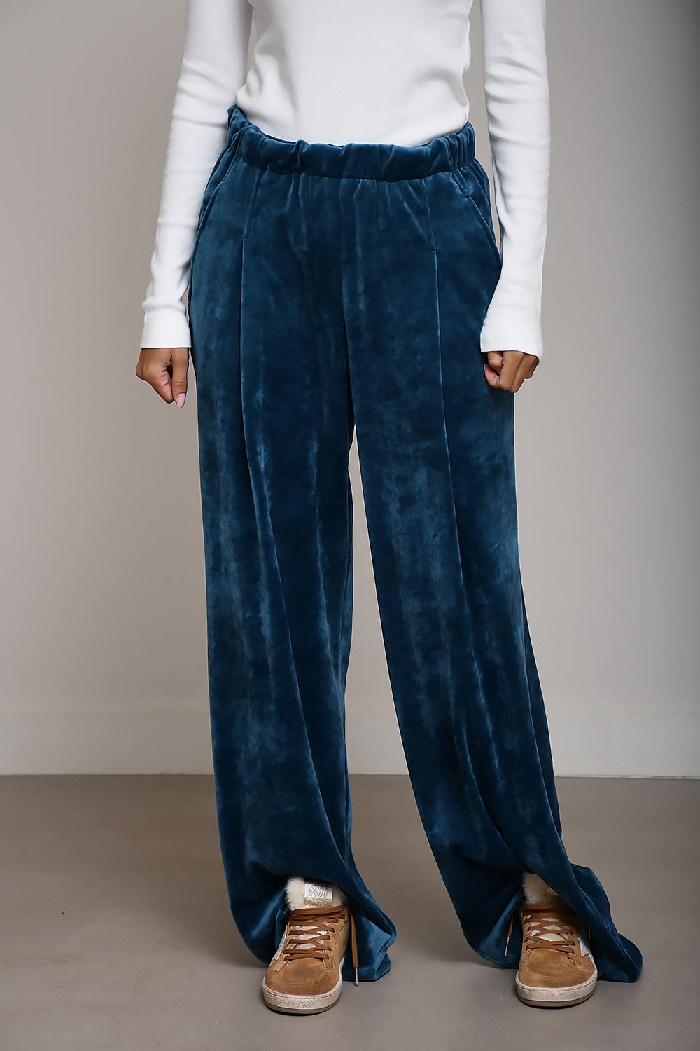 Velvet loose pants