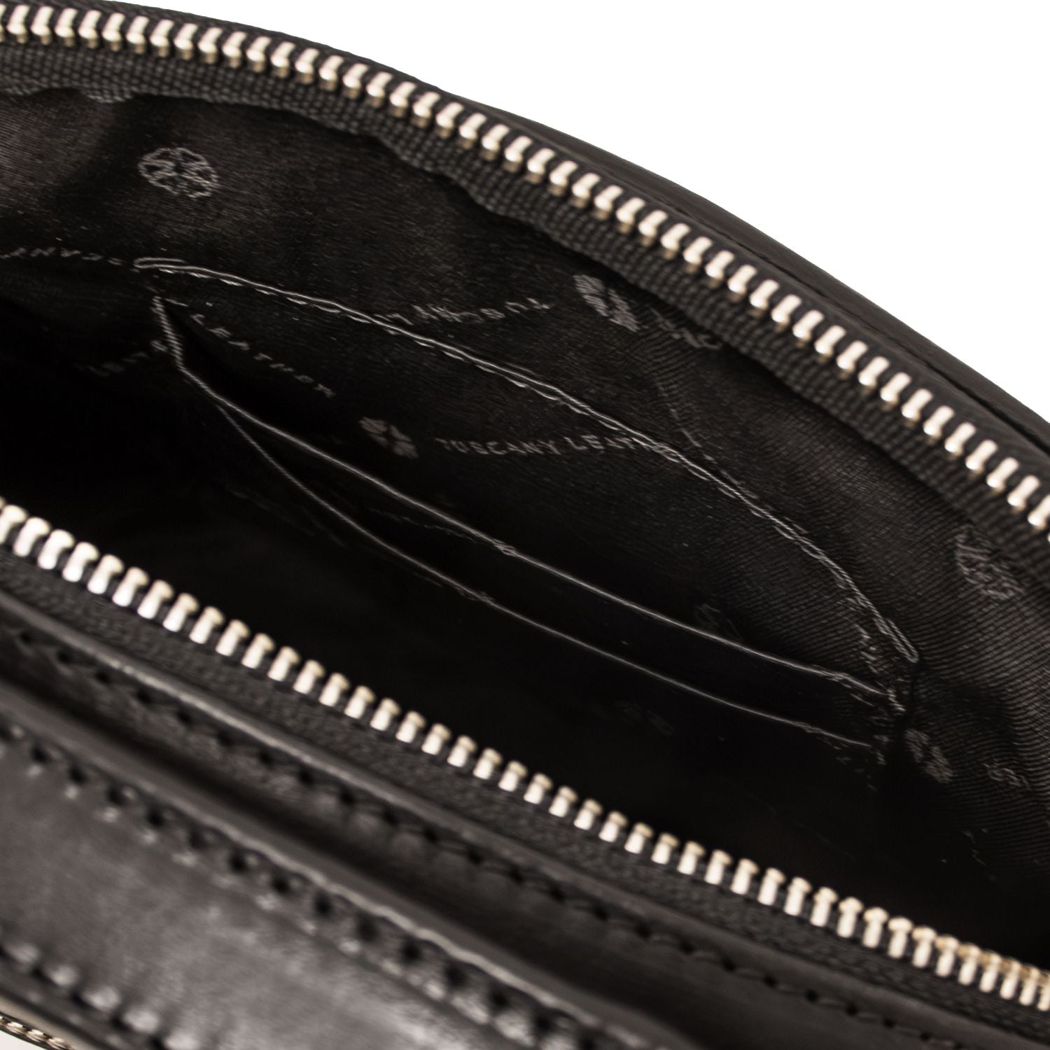 TL142457 – Paul – leren Crossbodytas