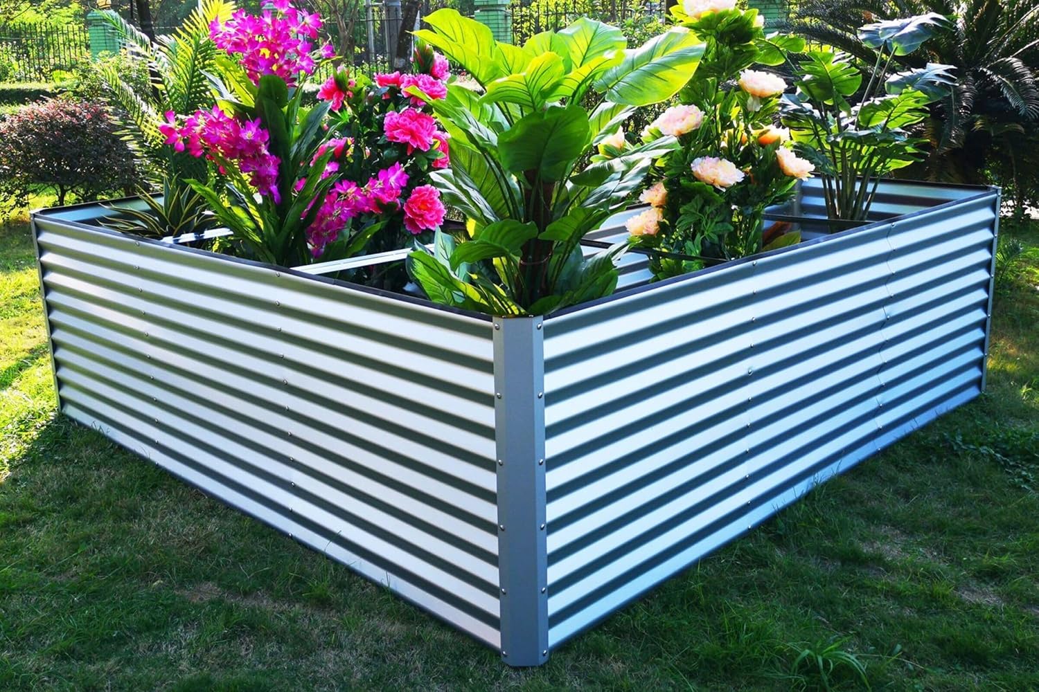 OUTFLEXX Eck-Hochbeet in Silber, Zincalume, 270x270x90x84cm, Gemüsebeet Blumenbeet aus Metall für Garten & Balkon