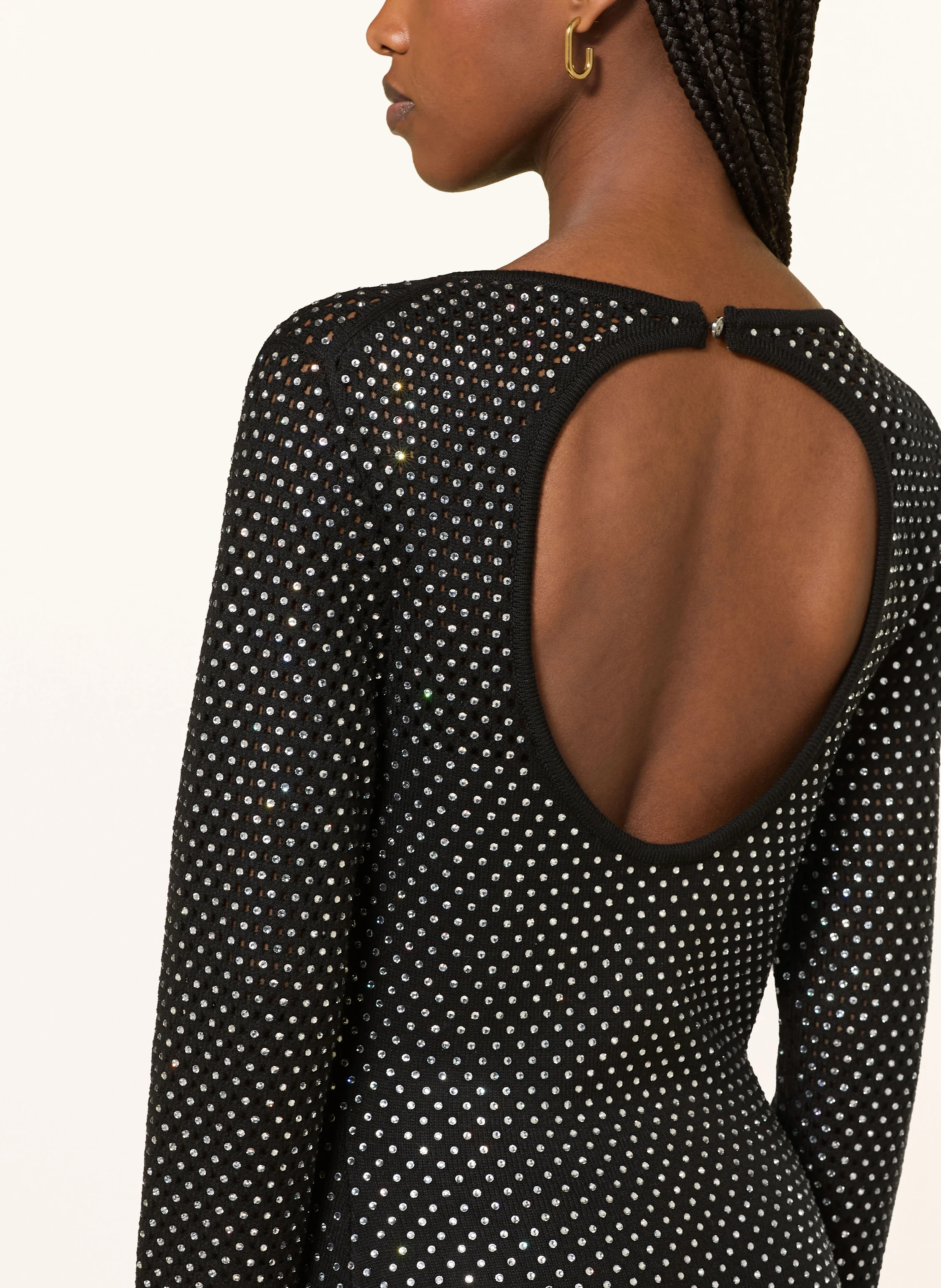 maje Strickkleid mit Cut-out und Schmucksteinen