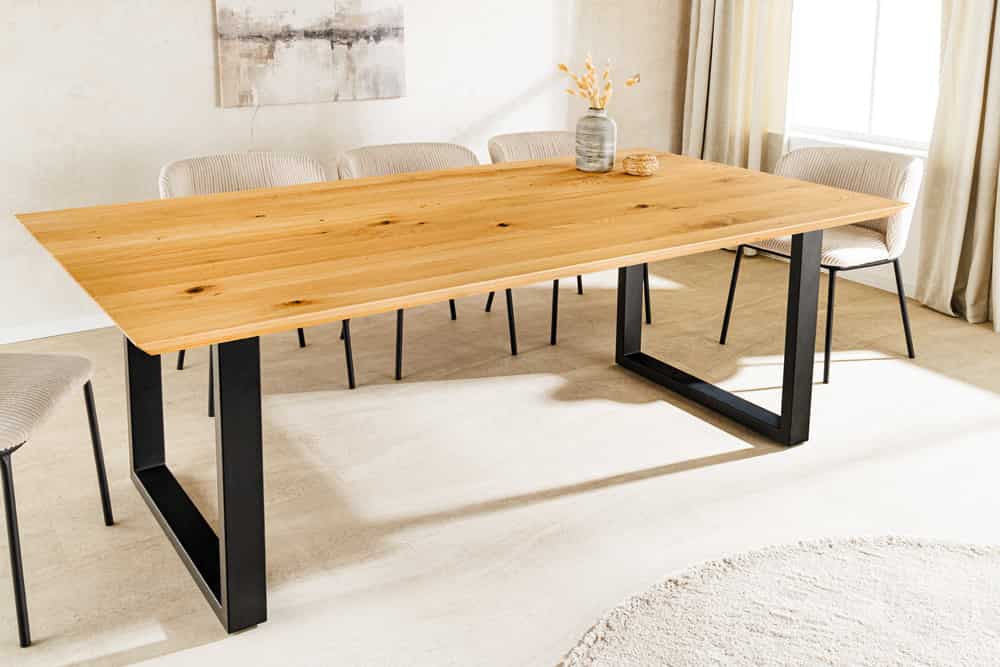 Massivholz Esstisch WILD OAK 160cm natur Wildeiche Schweizer Kante Metall U-Gestell