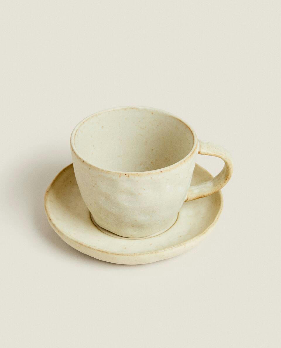 Conjunto de café da manhã em grés texturizado