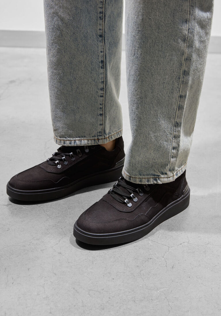 zwarte stefano lauran lage sneakers lj2502