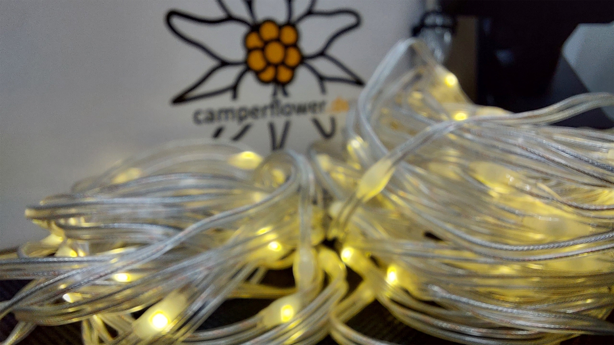Camperflower Solar Markisen Lichterkette mit Akku 10 Meter