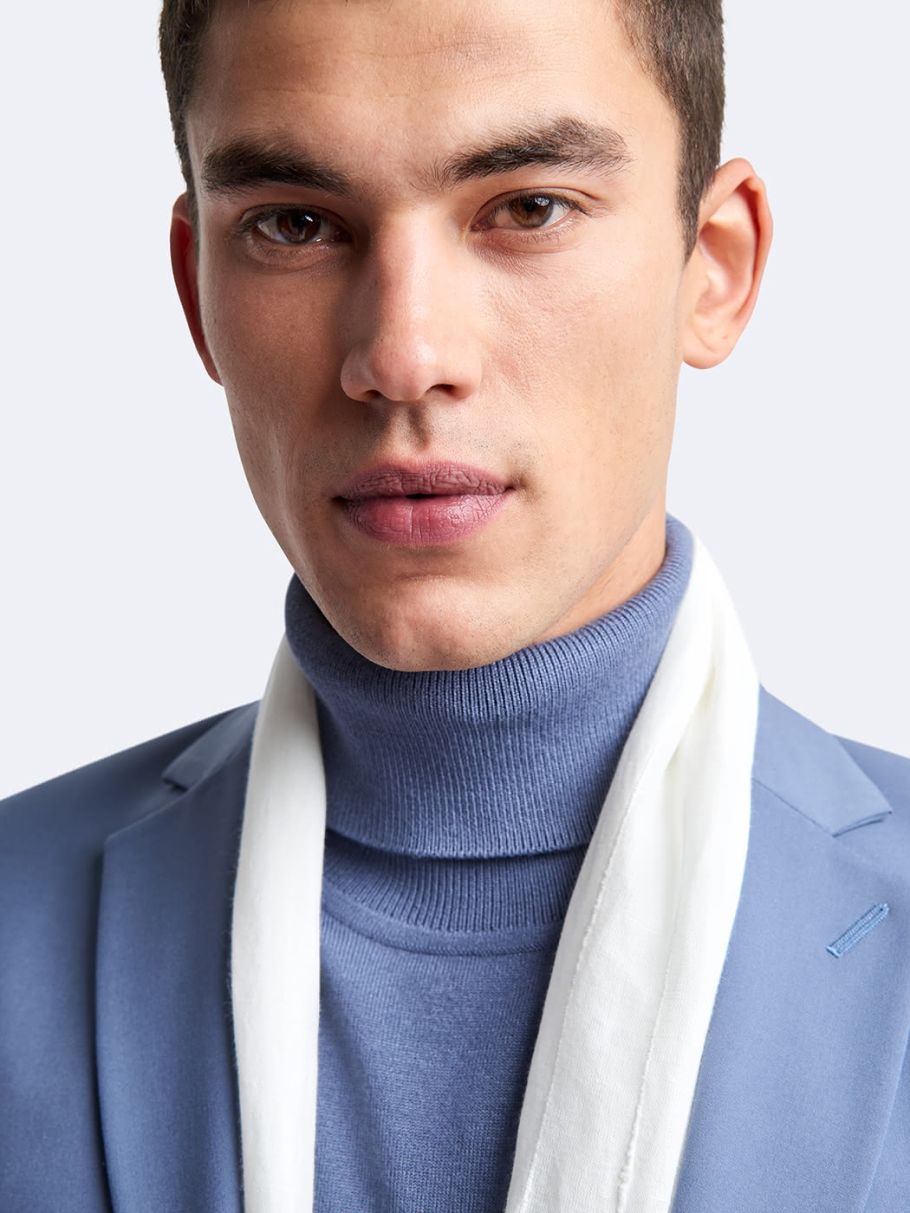 Pull col roulé en viscose certifiée