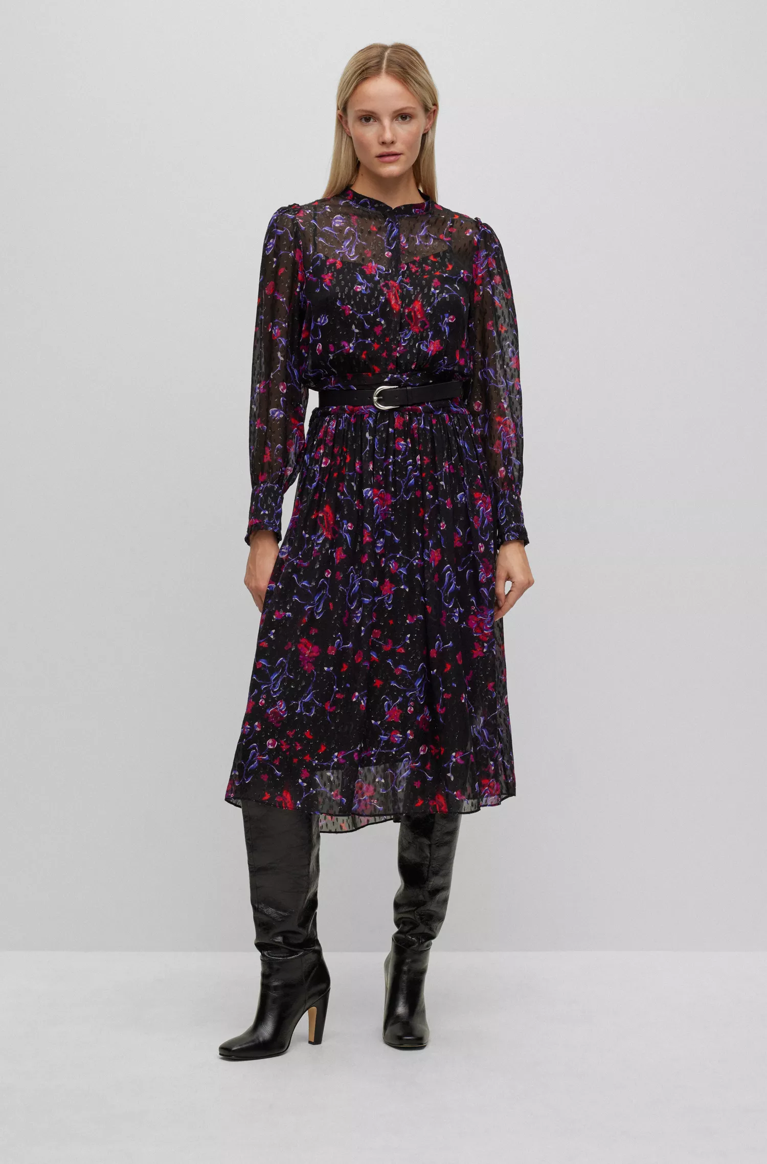 Vestido BOSS preto oversized com estampa floral em mistura de seda.