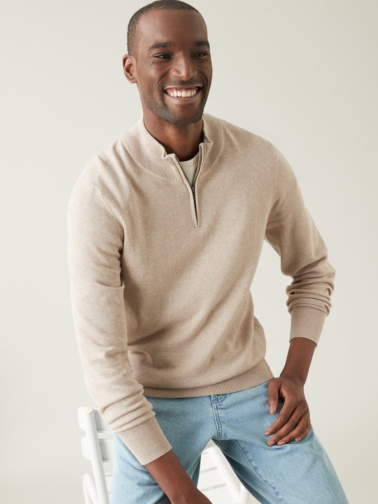Pull homme col montant zippé