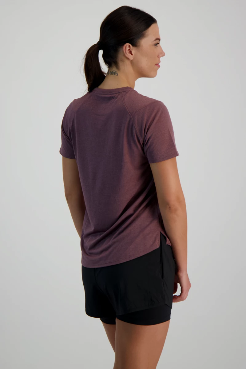 New Balance Athletics Damen T-Shirt