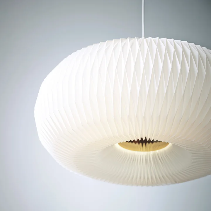 Le Klint - Donut Pendelleuchte, Ø 53 cm, Messing / weiss
