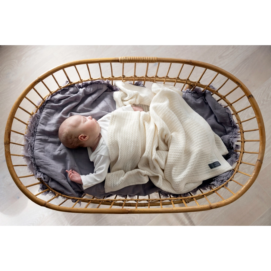 VINTER&BLOOM Kuscheldecke Soft Grid Pearl White