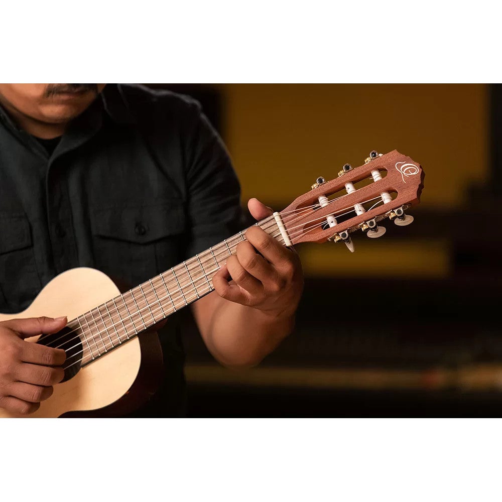 Ortega Bonfire Series RGL5 1/8-Size Guitar guitarlele