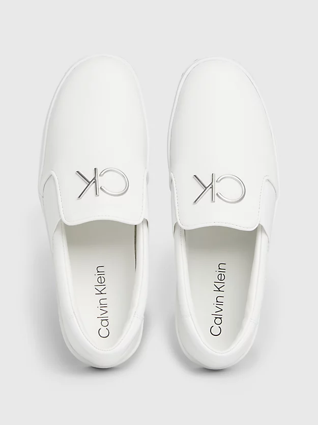 Sapatos plataforma de couro sem cadarço