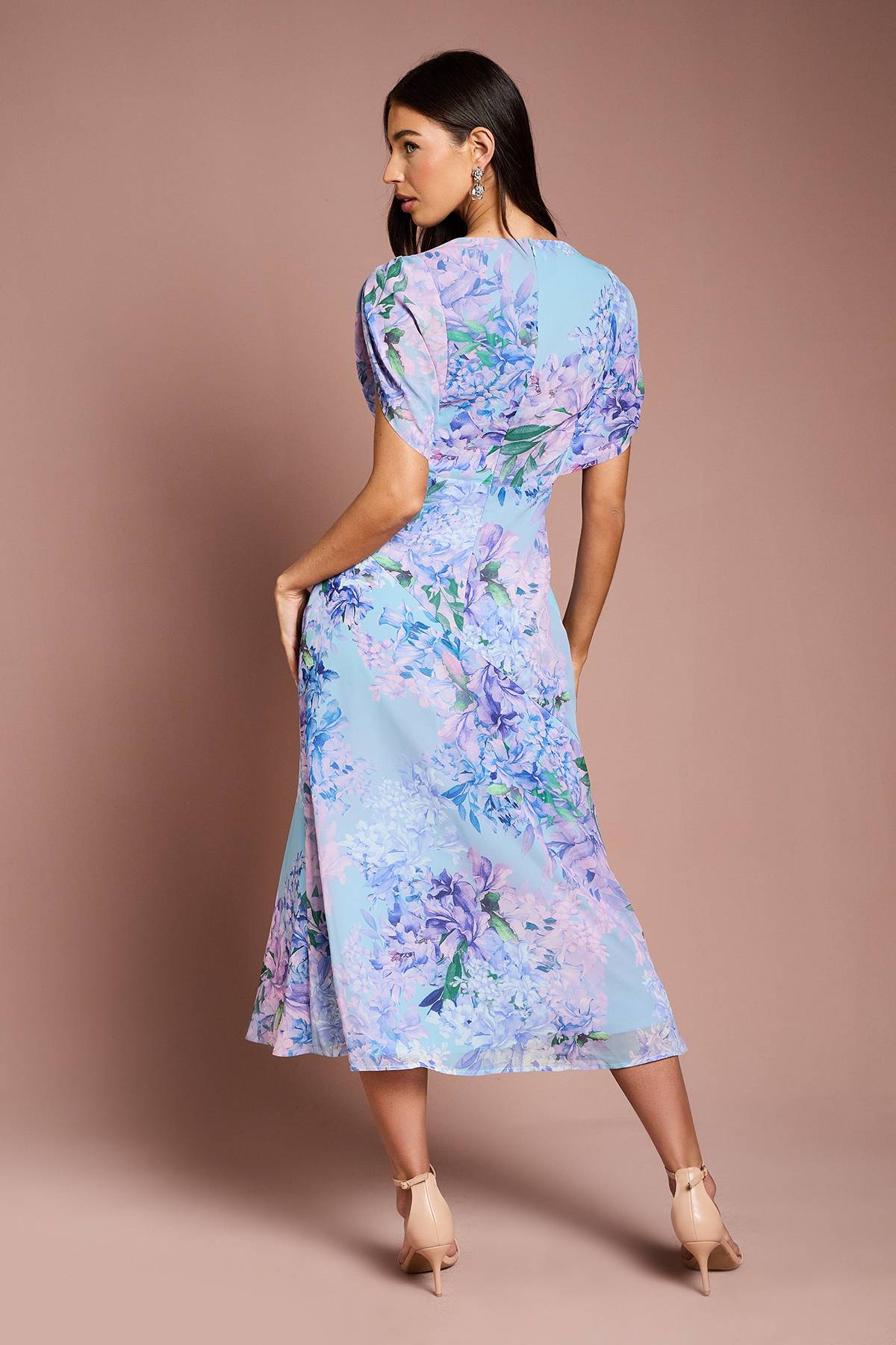 Coast Robe Mi-Longue en Mousseline Fleurie à Manches Courtes