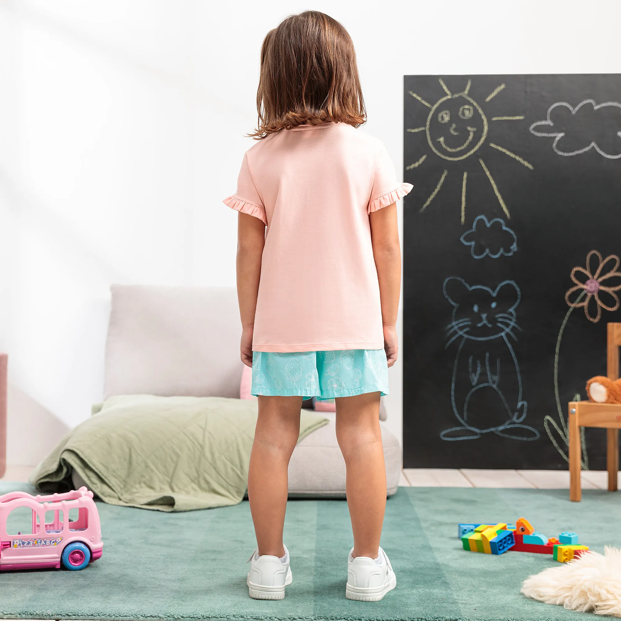 Mädchen-Shorts mit Erdbeer-Muster, mit Gürtel