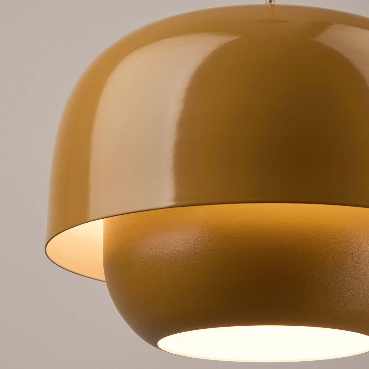 LA REDOUTE INTERIEURS<br>Candeeiro suspenso colorido de metal Ø21,4 cm, Kinoko