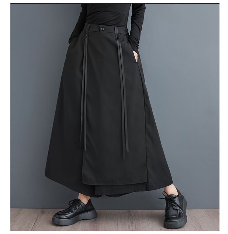 Lewwe - Hoge taille effen asymmetrische cropped culottes