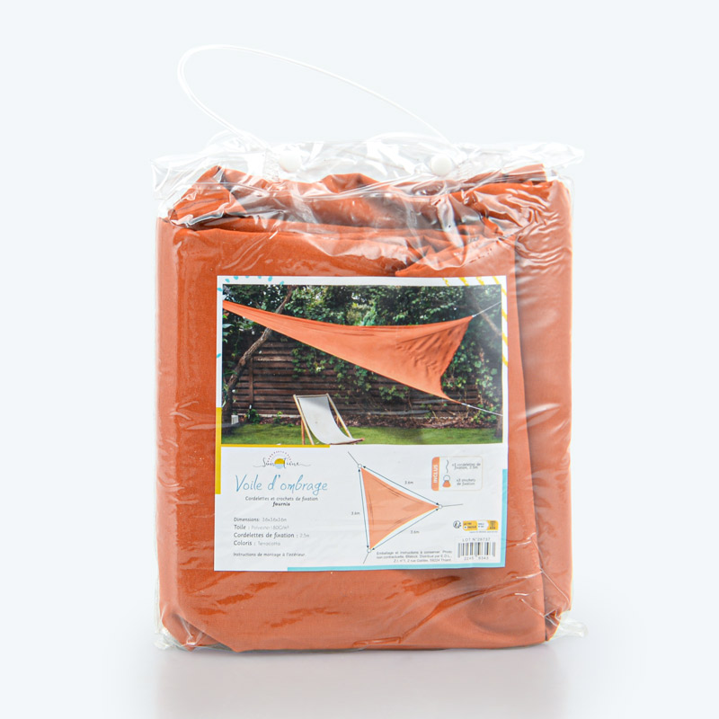 Voile d'ombrage triangulaire