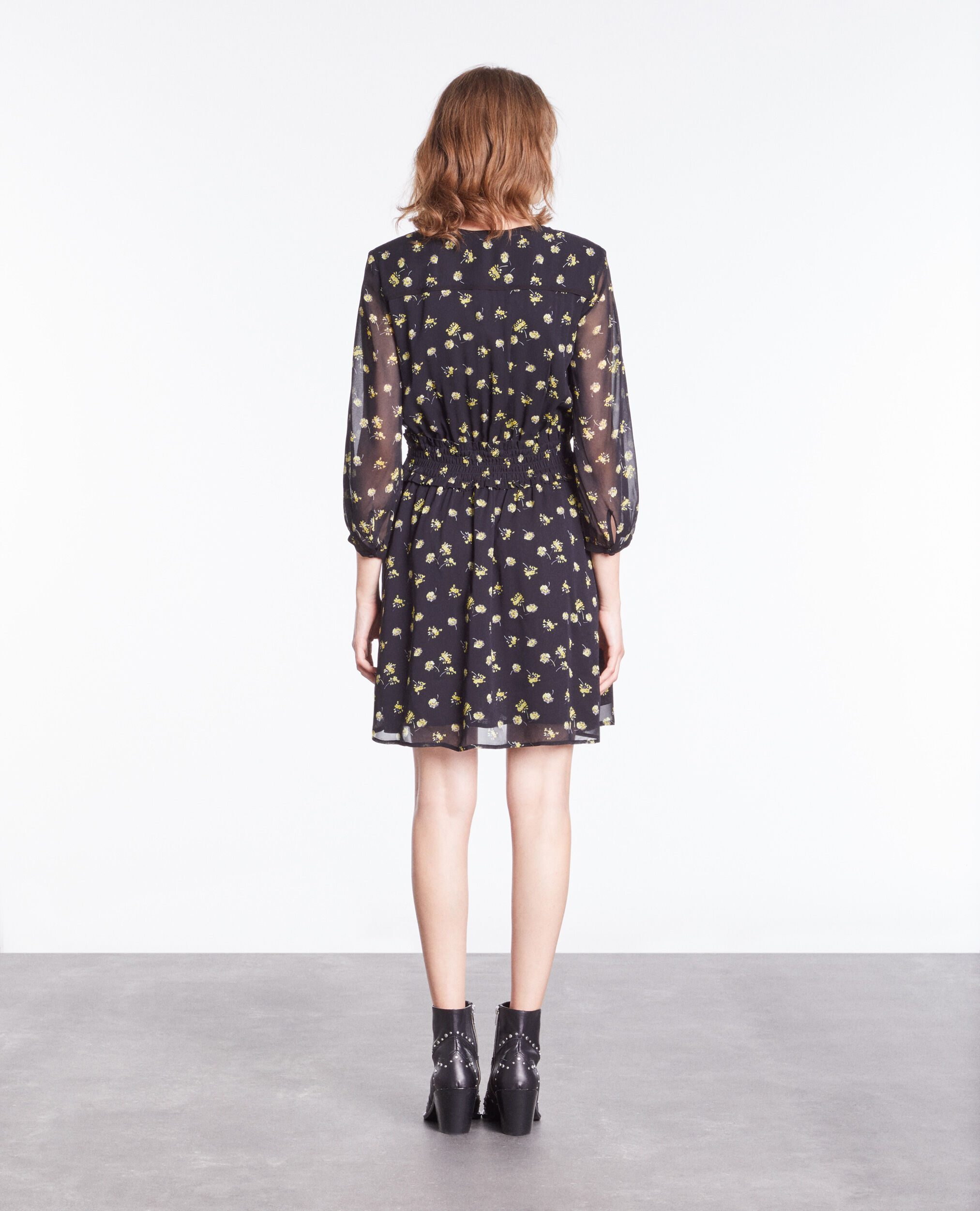 Robe courte imprimée avec boutonnage
